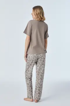 Pijadore 2102 (M-L-XL-XXL) Kısa Kollu Üç Düğmeli Bayan Pijama Takım 4'lü