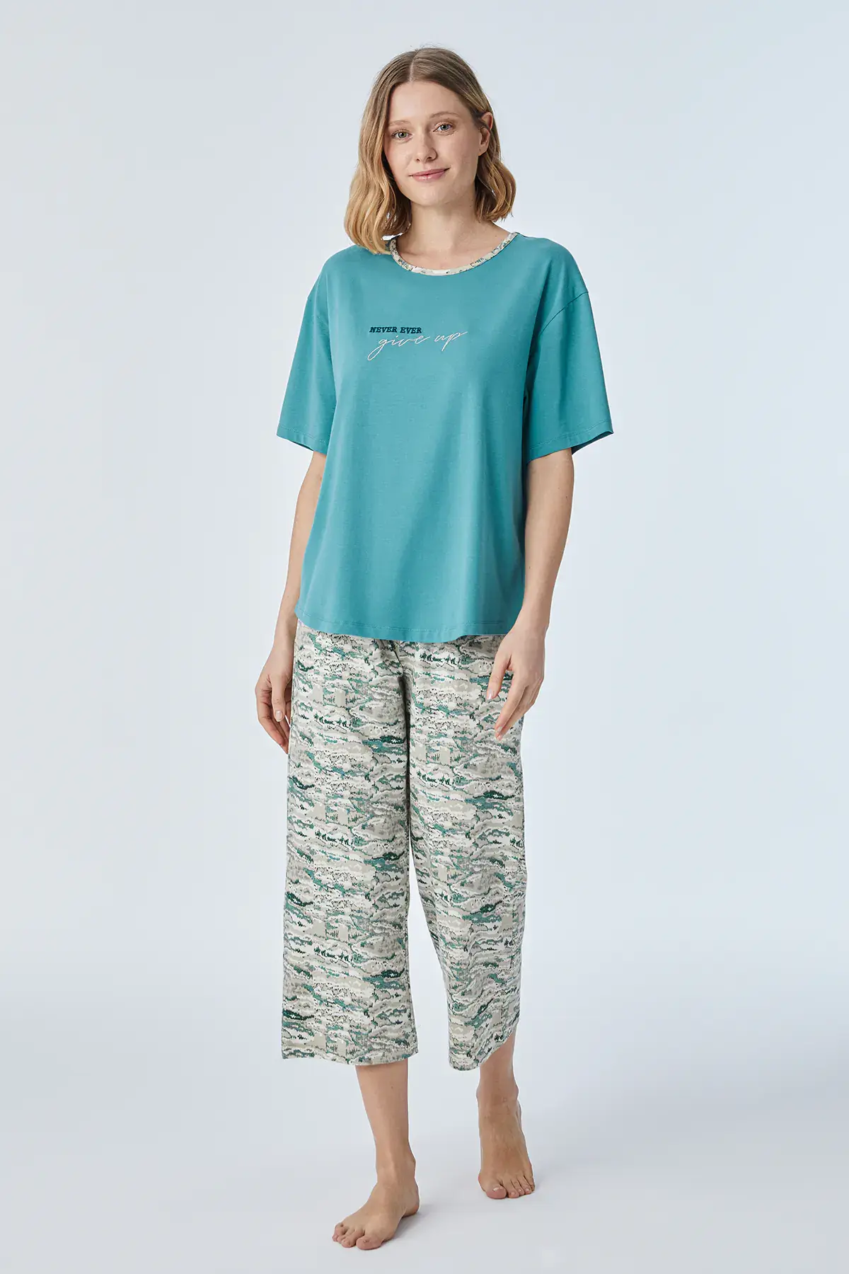 Pijadore 2099 (M-L-XL-XXL) Kısa Kollu Bayan Pijama Takım 4'lü