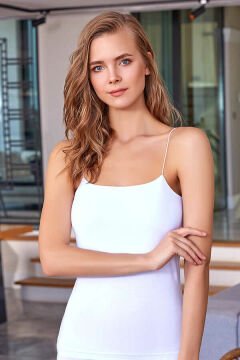 Berrak 8032 Bayan İp Askılı Atlet