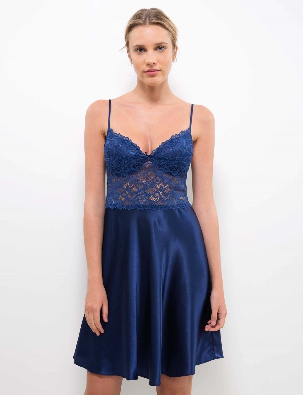 Pierre Cardin 627 Saten Gecelik