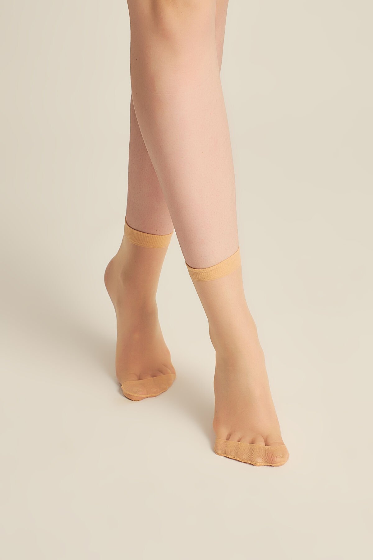 Özge Fit 15 Parlak Bayan Soket Çorap 24'lü